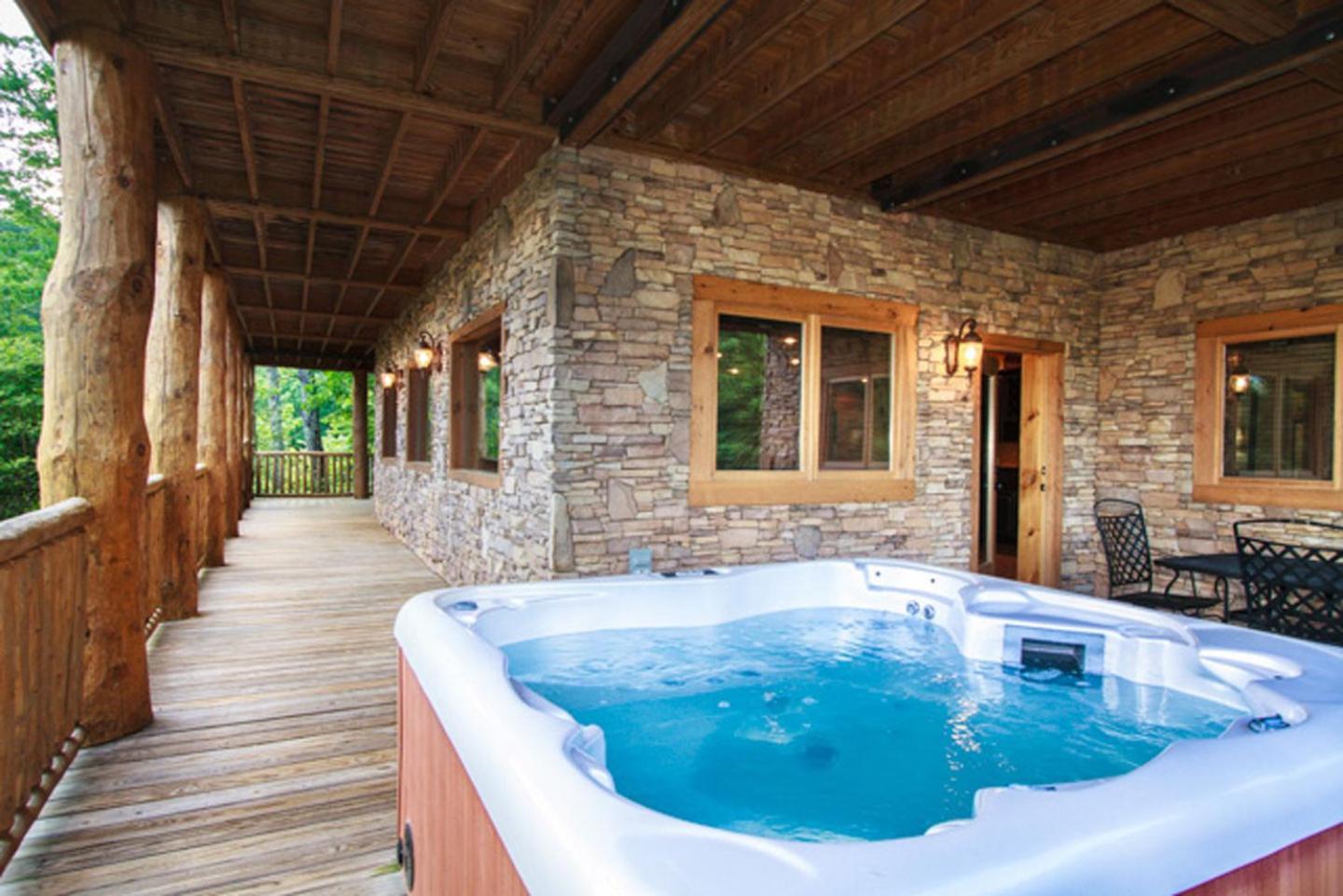Big Bear Ridge Lodge: Mountain View Log Cabin Retreat Gatlinburg Exterior photo