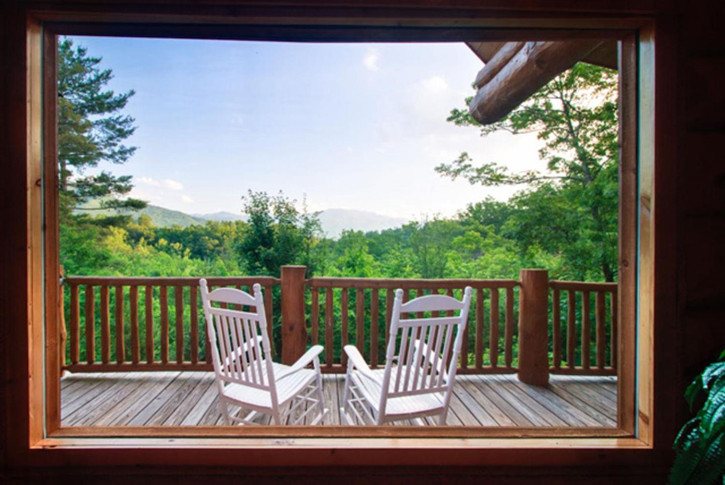Big Bear Ridge Lodge: Mountain View Log Cabin Retreat Gatlinburg Exterior photo