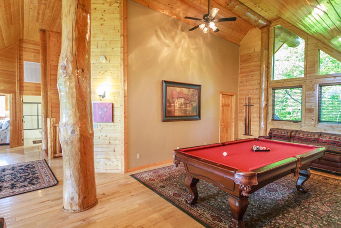 Big Bear Ridge Lodge: Mountain View Log Cabin Retreat Gatlinburg Exterior photo